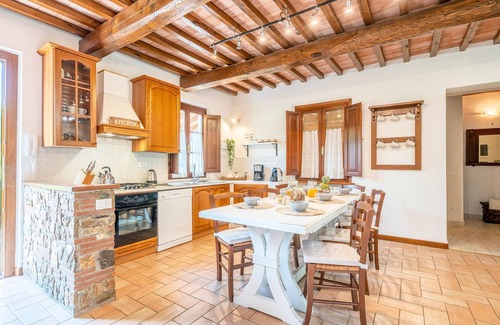 Camaiore House | Prime 5-Bedroom Retreat with Pool in Camaiore LU
