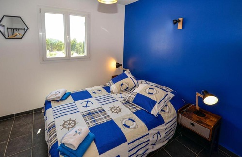 Ceyreste House | Relaxing Retreat in Ceyreste with Pool and Jacuzzi