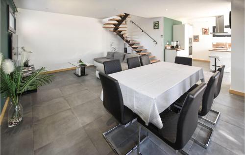 Colonzelle House | Cozy Getaway in Colonzelle with Pool and Free Wifi