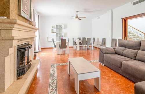 La Carlota House | Inviting Property with Cozy Units and Expansive Green Spaces
