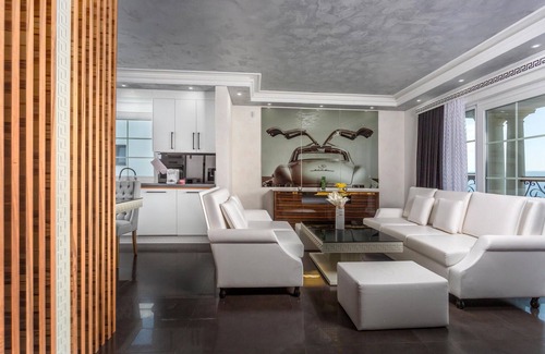 Crikvenica House | Enjoy a Dream Vacation in Exclusive Home with Pool & Spa