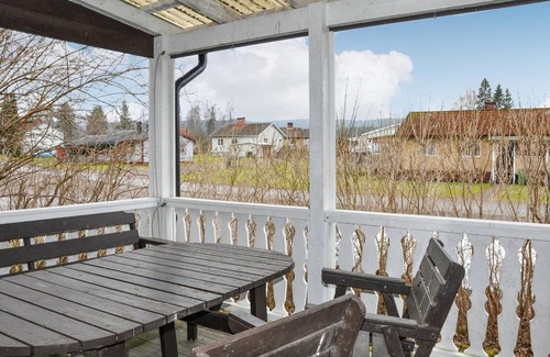 Dals Langed House | Enjoy a Memorable Vacation at Our Lakeview Cottage