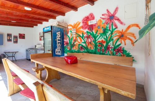 Dicmo House | Charming 7 Bedroom Getaway with Private Pool in Dicmo