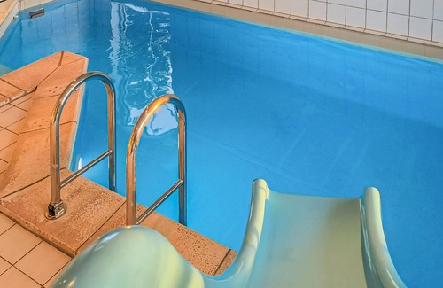 Øvre Ramse House | Top-Rated 5 Bedroom Accommodation in Dølemo with Pool