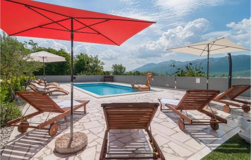 Koprivno House | Cozy Dugopolje Retreat with Kitchen and Pool Access