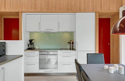 Øksenmølle House | Comfortable 3-Bedroom Getaway in Ebeltoft with Spa