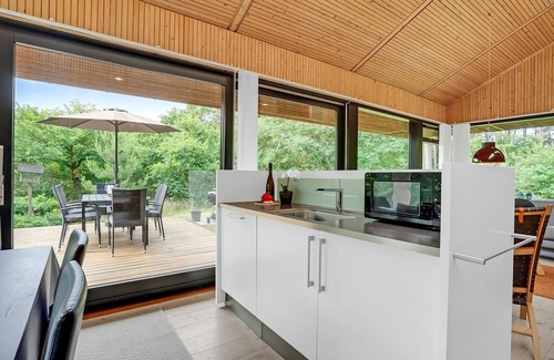 Øksenmølle House | Comfortable 3-Bedroom Getaway in Ebeltoft with Spa