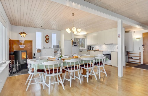 Faaborg House | Cozy Cottage with Ocean View and 10/10 Guest Rating