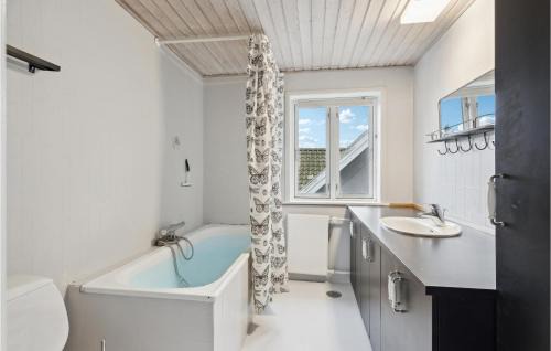 Horne House | Cozy Faaborg Retreat with Wifi and Family-Friendly Amenities