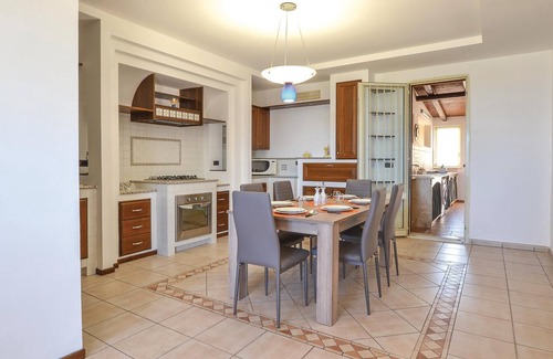 Ficarazzi House | Experience 4 Bedroom Luxury Accommodation in Ficarazzi