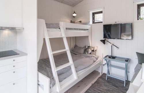 Fidenas House | Cozy Home in Fidens with Kitchen & Child-Friendly Access