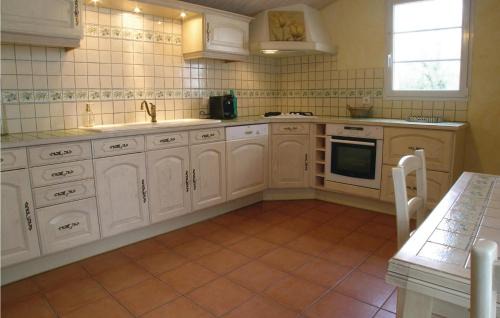 Saint-Maixent-sur-Vie House | Family-Friendly Retreat at Nice Home in St Maixent Sur Vie