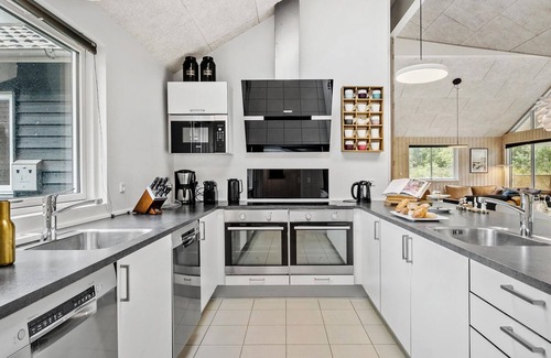 Frederiksvaerk House | Ideal Family Getaway with Pool and Ocean Views