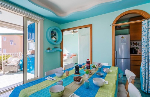 Gaeta House | Inviting 3-Bedroom Accommodation with Oceanfront Views