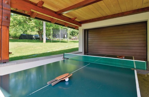 Glina House | Top-Rated 3 Bedroom Stay in Glina with Private Pool