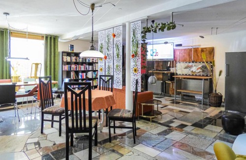 Randegg House | Cozy Home in Gottmadingen with WiFi for Family Fun