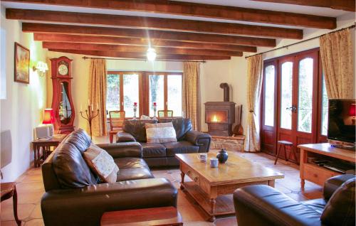 Guern House | Family-Friendly 1 Bedroom Home in Guern, Rated 9/10