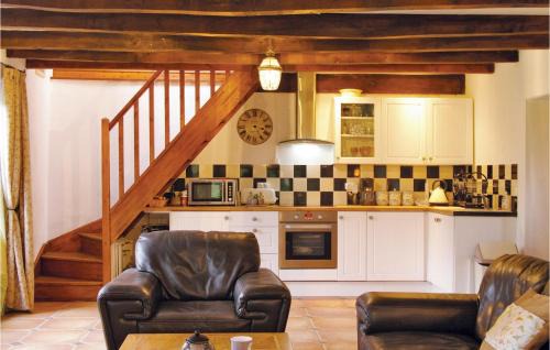 Guern House | Family-Friendly 1 Bedroom Home in Guern, Rated 9/10