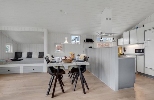 Diernæs House | Relaxing Retreat at Sønderballe Beach with Ocean Views