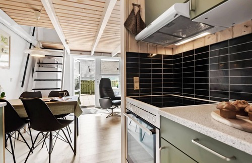 Bork Havn House | Nice home in Hemmet with sauna