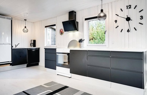 Henne Strand House | Charming Cottage with Ocean View & Spa, Rated 9/10