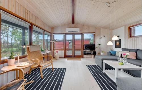Østerskov House | Inviting Home in Humble with Kitchen & Pet-Friendly Amenities