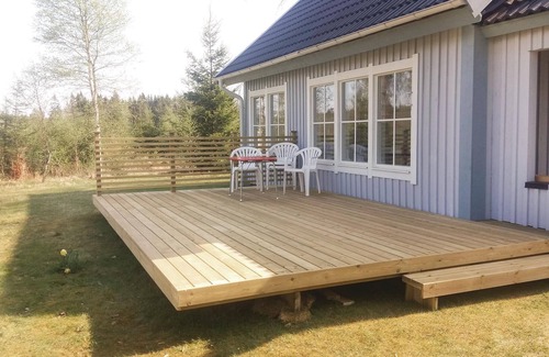 Hyltebruk House | Scenic Retreat with Panoramic Views and Spa Amenities