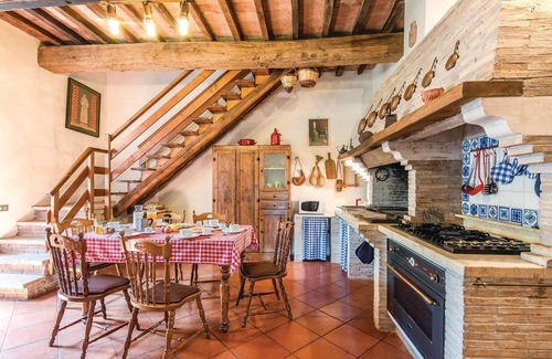 Avigliano Umbrio House | Spacious 6-Bedroom Retreat with Private Pool in Avigliano Umbro