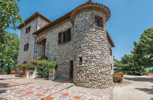 Avigliano Umbrio House | Spacious 6-Bedroom Retreat with Private Pool in Avigliano Umbro