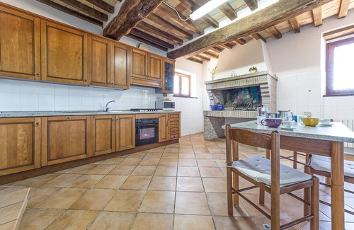 Gualdo Cattaneo House | Charming Vacation Home with Pool Near Bastardo, Umbria