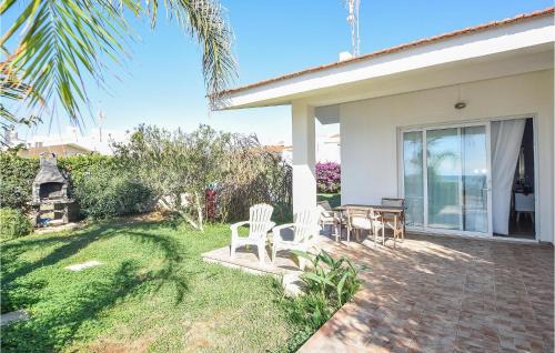 Punta Braccetto House | Welcoming Home in Santa Croce Camerina with Ocean View