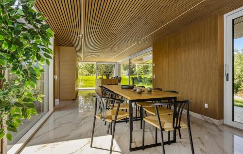 Knebel House | Nice Home In Knebel With Wifi