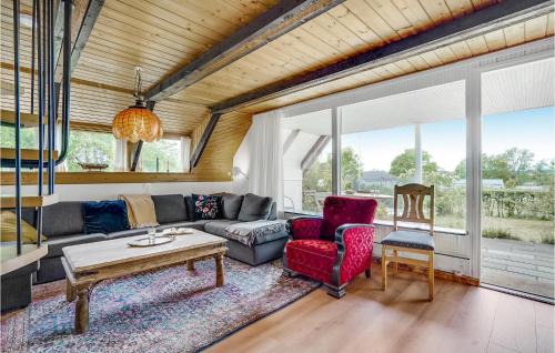 Logstrup House | Inviting Home in Lgstrup with Kitchen for Family Fun