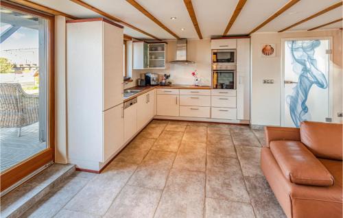 Travemuende House | Cozy Home in Lübeck with Kitchen & Family-Friendly Perks