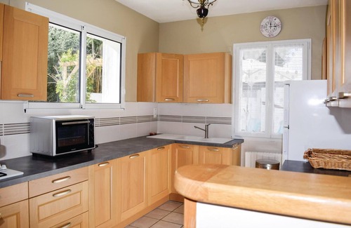Lezardrieux House | Inviting Oceanfront Home with Spa and 10/10 Guest Rating