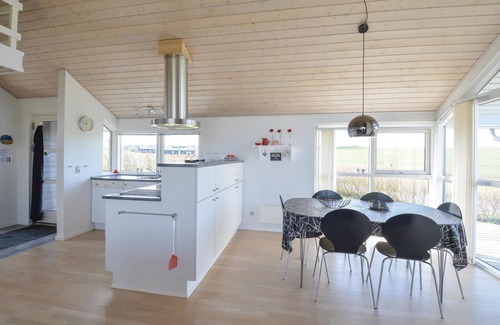 Lemvig House | Ideal 3-Bedroom Retreat in Lemvig with Ocean Views