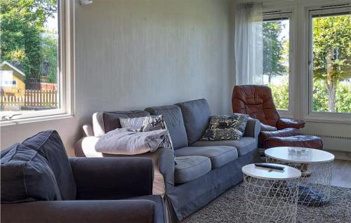 Norra Rataryd House | Cozy Home in Ljungby with Wifi for Family Getaways