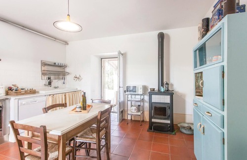 Viterbo House | Cozy 3 Bedroom Retreat in Montefiascone VT with Pool