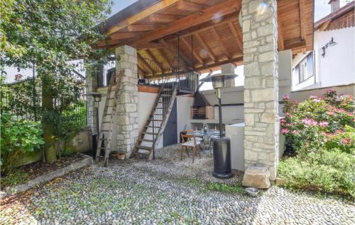 Boleto House | Comfortable Home in Madonna Del Sasso with Kitchen Access