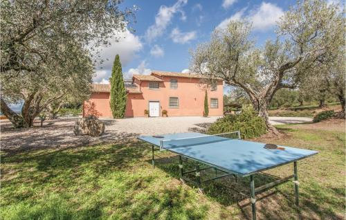 Viterbo House | Relaxing 3 Bedroom Home in Montefiascone with Pool