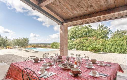 Viterbo House | Relaxing 3 Bedroom Home in Montefiascone with Pool