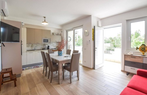 Nocera Scalo House | Family-Friendly 2 Bedroom Retreat in Nocera Terinese