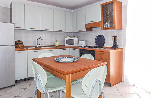 Reitani House | Discover Your Ideal Oceanfront Vacation Home by the Sea