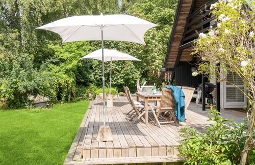 Klint House | Family-Friendly Cottage Near the Beach with Ocean Views