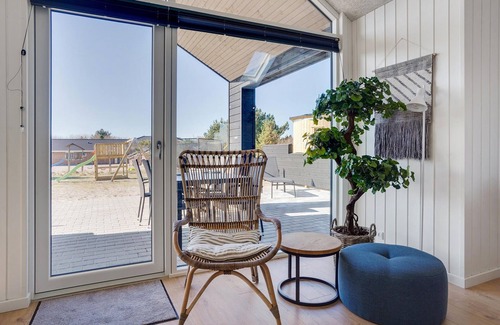Hasmark Strand House | Experience a Dream Vacation Home with Oceanfront Views