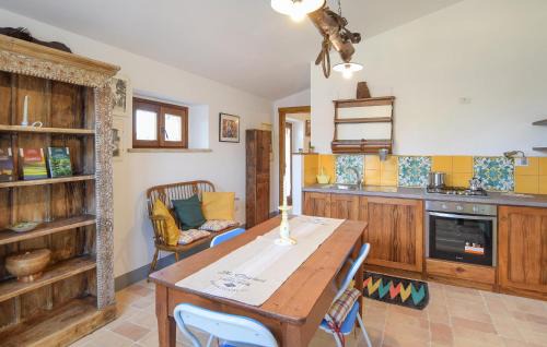 Loreto House | Cozy Retreat in Petroro with Child-Friendly Amenities