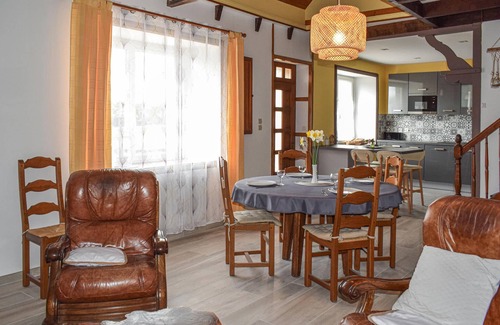 Plehedel House | Tranquil Stone Houses in a Garden Setting - Pet Friendly