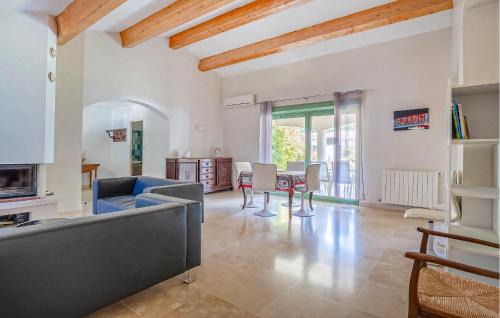 Plan-d'Aups-Sainte-Baume House | Charming Getaway in Plan-daups-sainte-bau with Pool Access