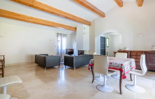 Plan-d'Aups-Sainte-Baume House | Charming Getaway in Plan-daups-sainte-bau with Pool Access
