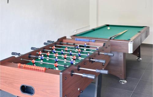 Prugovo House | Relaxing Retreat in Prugovo with Hot Tub & Pool